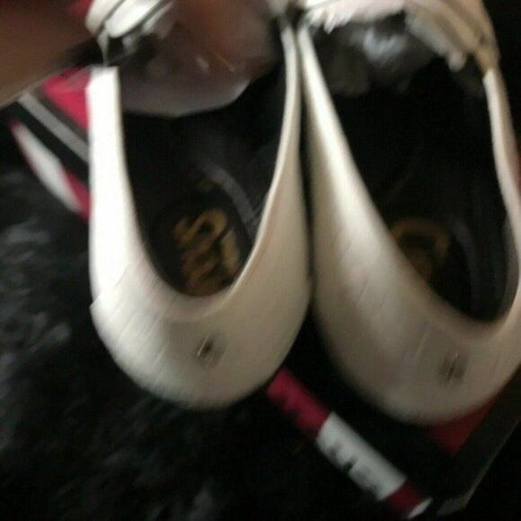 Circus Sam Edelman Hannon Penny Loafers White size 8 Y - Picture 4 of 9